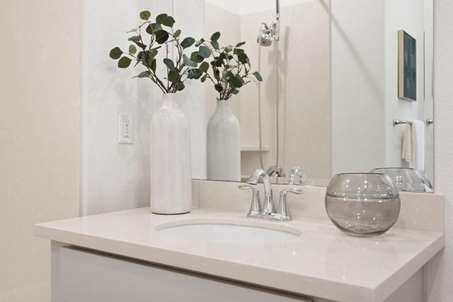 708 Thayer Lane 403, Foster City, CA 94404