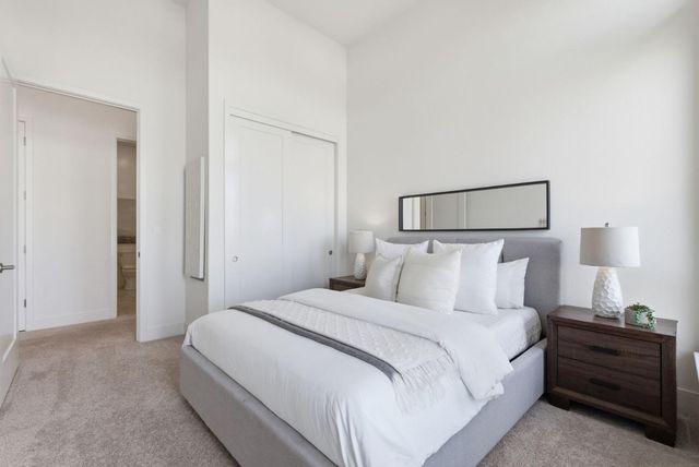 708 Thayer Lane 403, Foster City, CA 94404