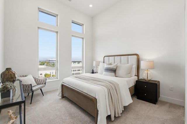 708 Thayer Lane 403, Foster City, CA 94404