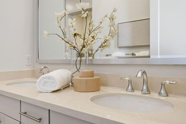708 Thayer Lane 403, Foster City, CA 94404
