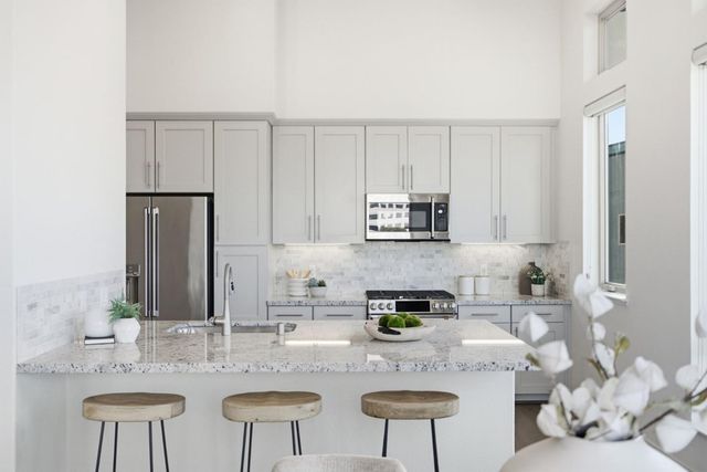 708 Thayer Lane 403, Foster City, CA 94404
