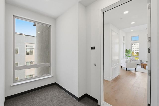 708 Thayer Lane 403, Foster City, CA 94404