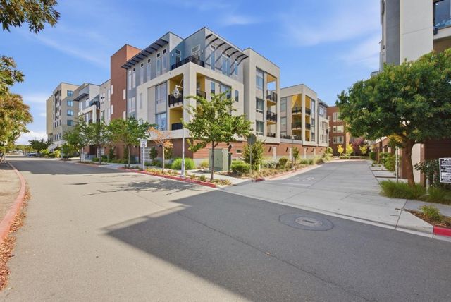 708 Thayer Lane 403, Foster City, CA 94404