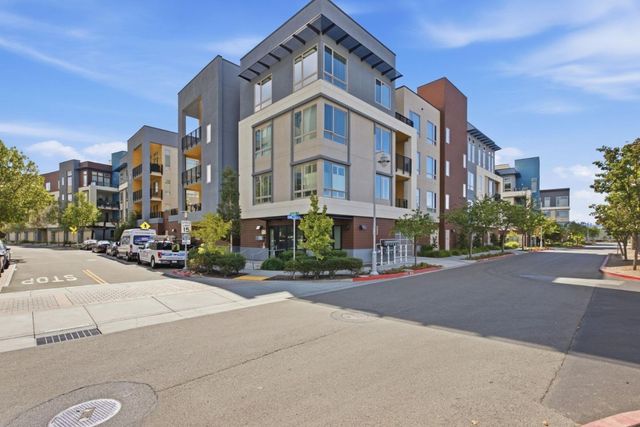 708 Thayer Lane 403, Foster City, CA 94404