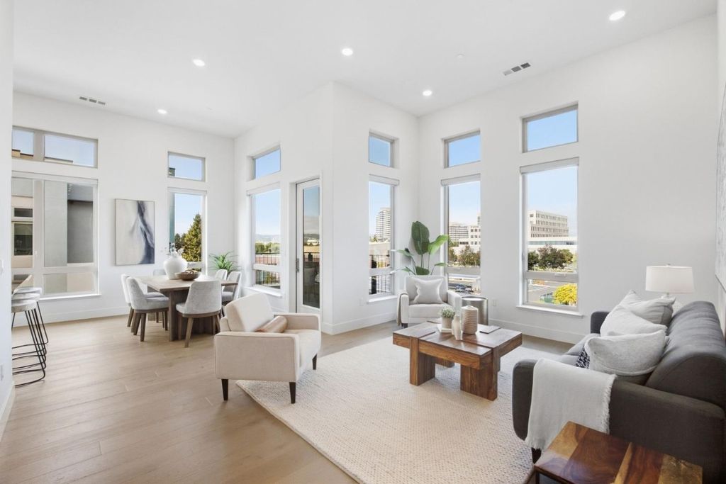 708 Thayer Lane 403, Foster City, CA 94404
