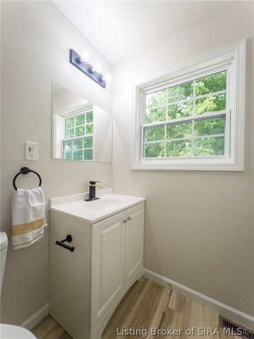 515 Arlington, Clarksville, IN 47129