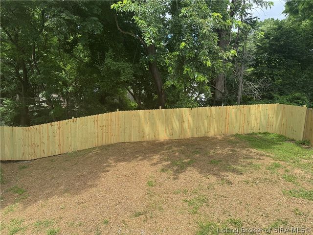 515 Arlington, Clarksville, IN 47129