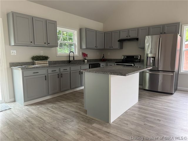 515 Arlington, Clarksville, IN 47129