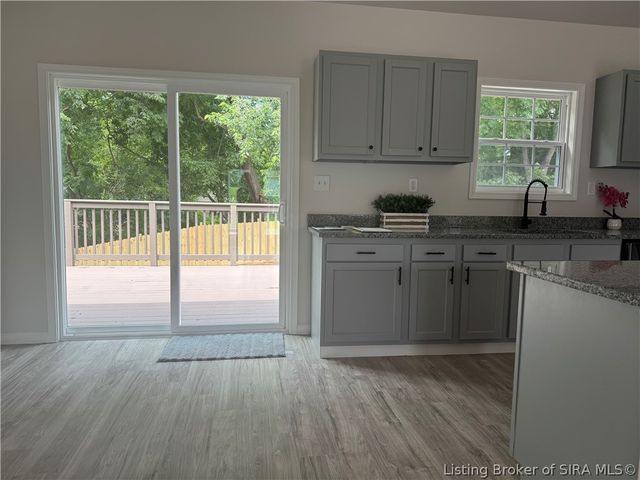 515 Arlington, Clarksville, IN 47129
