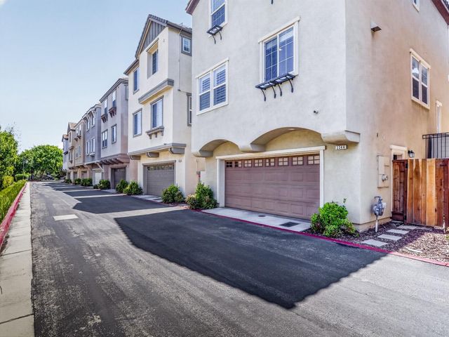 2244 Hendy Lane, San Jose, CA 95124