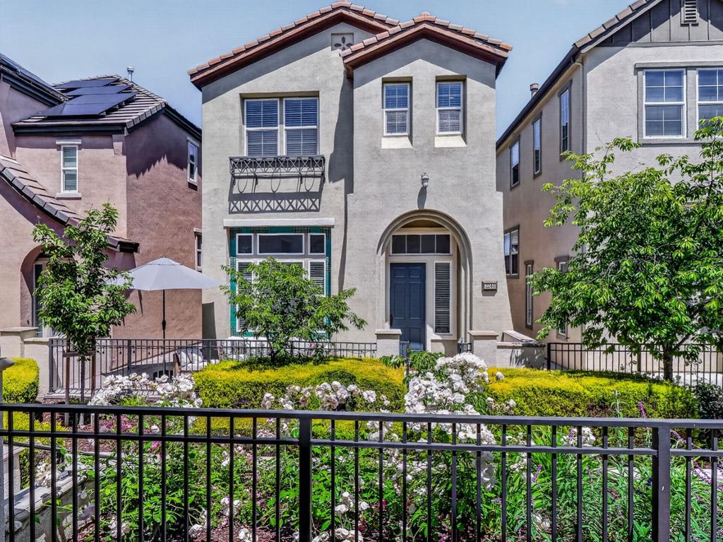 2244 Hendy Lane, San Jose, CA 95124