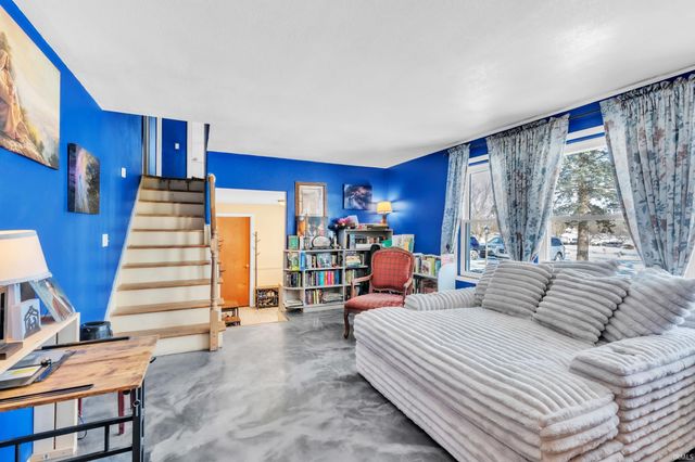 200 Crescent Avenue, Kendallville, IN 46755