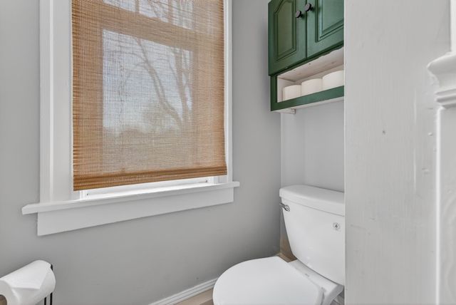 2364 S STRATHMORE CIR, Memphis, TN 38112