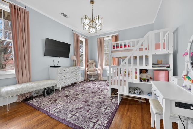 2364 S STRATHMORE CIR, Memphis, TN 38112