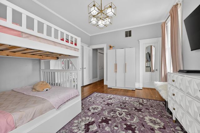 2364 S STRATHMORE CIR, Memphis, TN 38112