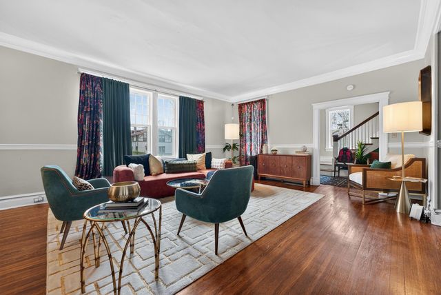 2364 S STRATHMORE CIR, Memphis, TN 38112