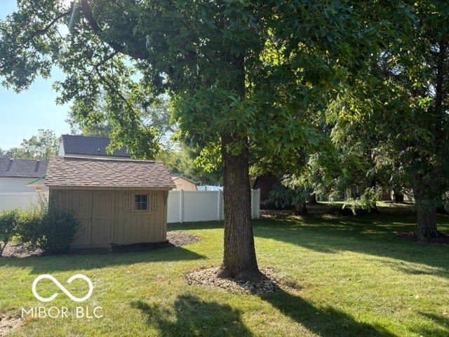 304 Old Farm, Danville, IN 46122