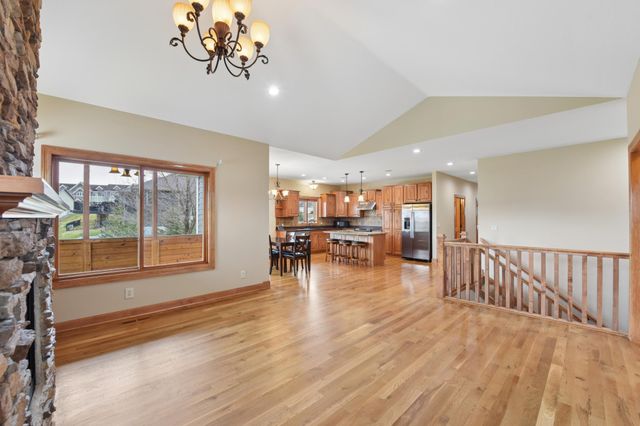 2288 Greenwood Valley Drive, River Falls, WI 54022