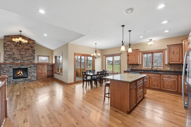 2288 Greenwood Valley Drive, River Falls, WI 54022