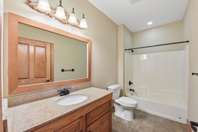 2288 Greenwood Valley Drive, River Falls, WI 54022