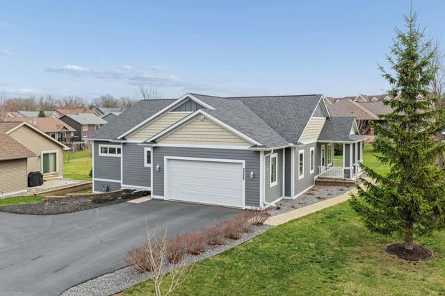 2288 Greenwood Valley Drive, River Falls, WI 54022
