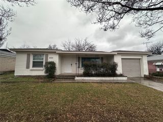 405 Kimbrough Street, White Settlement, TX 76108