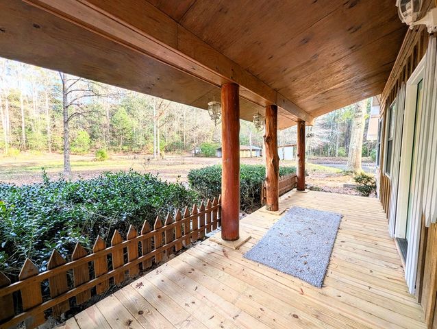 1741 Lakeview Drive, Ozark, AL 36360
