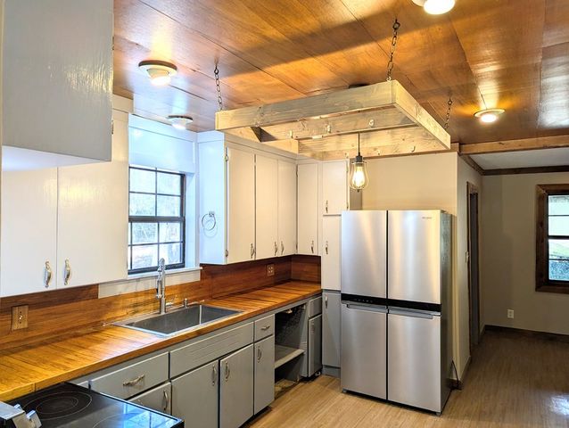 1741 Lakeview Drive, Ozark, AL 36360