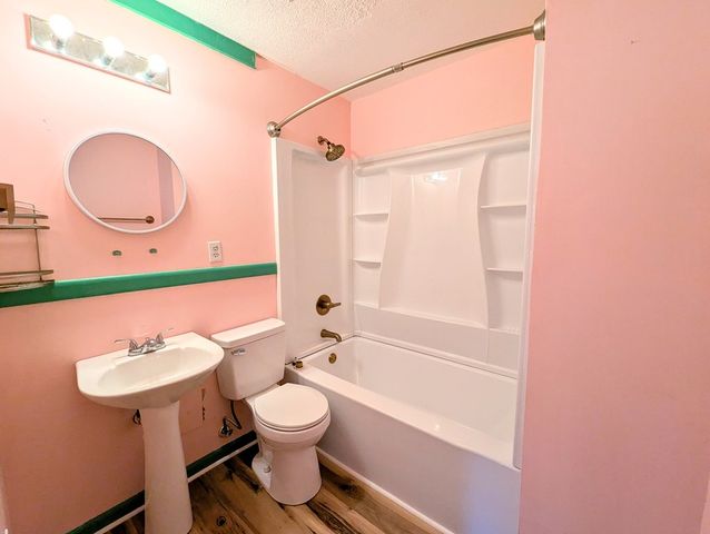 1741 Lakeview Drive, Ozark, AL 36360