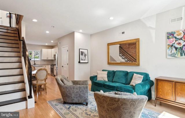 2211 TITAN ST, Philadelphia, PA 19146