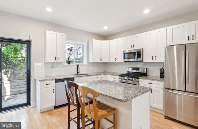 2211 TITAN ST, Philadelphia, PA 19146
