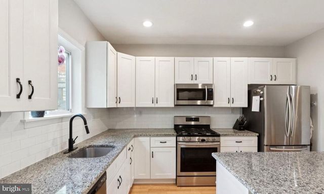 2211 TITAN ST, Philadelphia, PA 19146
