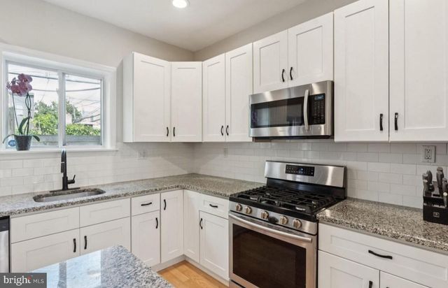2211 TITAN ST, Philadelphia, PA 19146