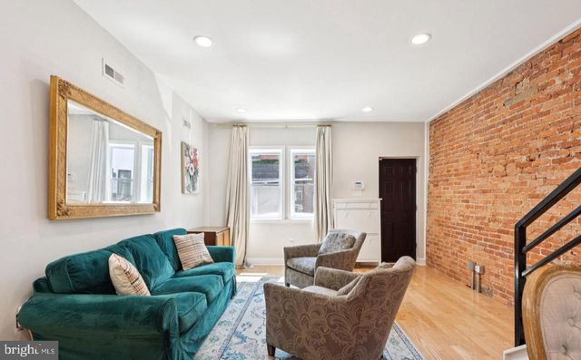 2211 TITAN ST, Philadelphia, PA 19146