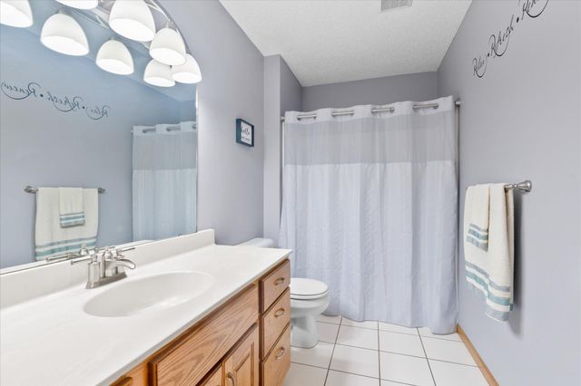 1152 County Road C, New Richmond, WI 54017
