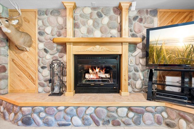 1152 County Road C, New Richmond, WI 54017