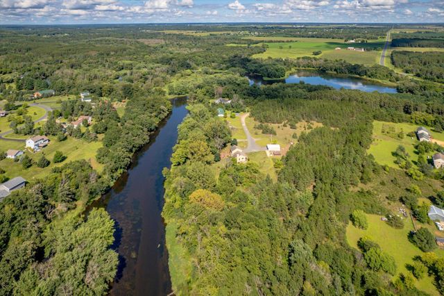 1152 County Road C, New Richmond, WI 54017