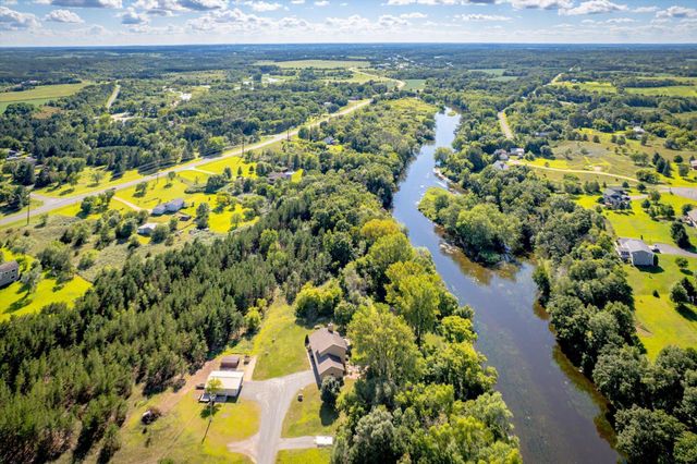 1152 County Road C, New Richmond, WI 54017