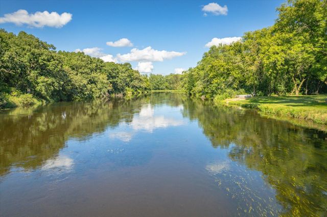 1152 County Road C, New Richmond, WI 54017