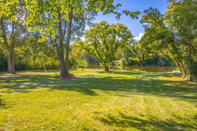 1152 County Road C, New Richmond, WI 54017
