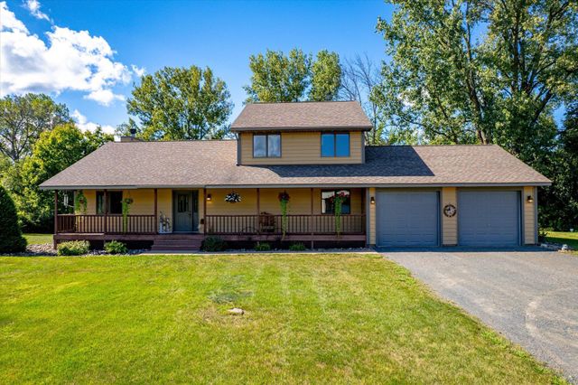 1152 County Road C, New Richmond, WI 54017