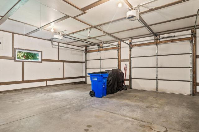 1152 County Road C, New Richmond, WI 54017