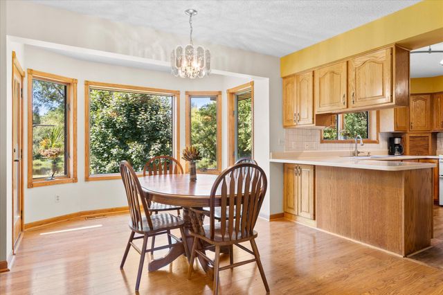 1152 County Road C, New Richmond, WI 54017