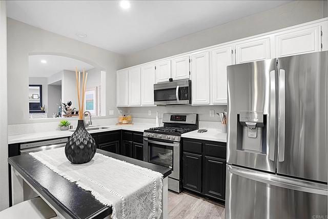 6363 Avenida De Las Vistas 4, San Diego, CA 92154