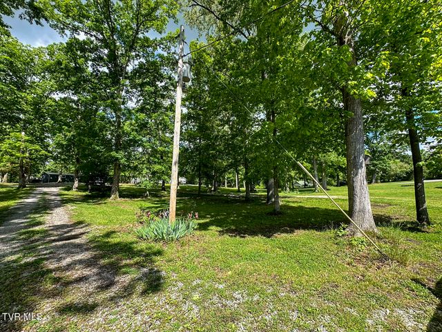 2218 Harvest Lane, Dandridge, TN 37725