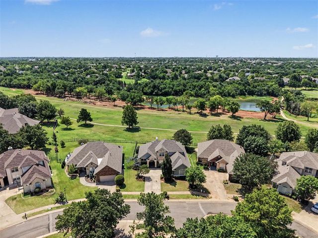 3808 Woodshadow Road, Edmond, OK 73003