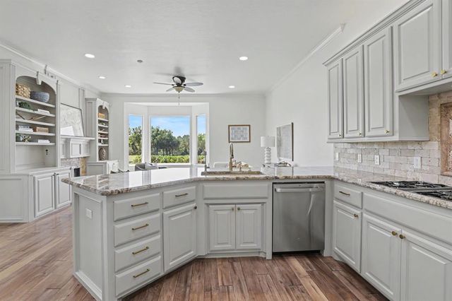 3808 Woodshadow Road, Edmond, OK 73003