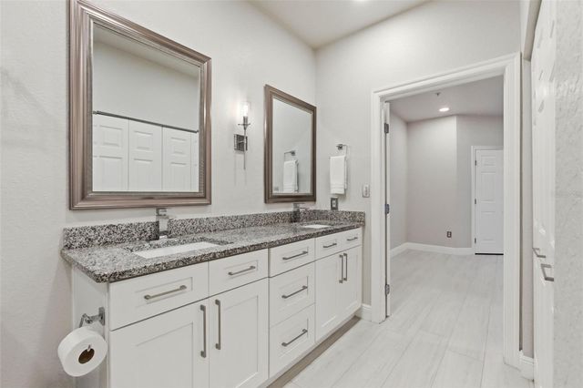 4333 BAYSIDE VILLAGE DRIVE 102, Tampa, FL 33615