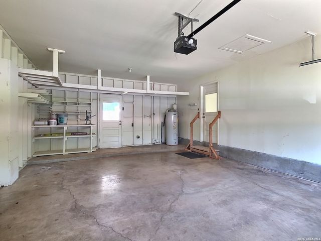 1117 Lake Dr, Kerrville, TX 78028