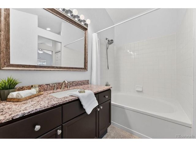 5228 Sydney Ave, Highlands Ranch, CO 80130